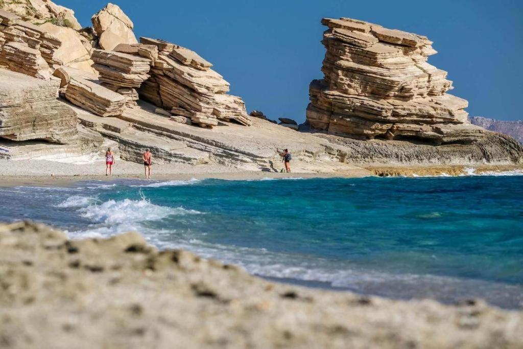 George Sea View With Pool - Holiday home Triopetra