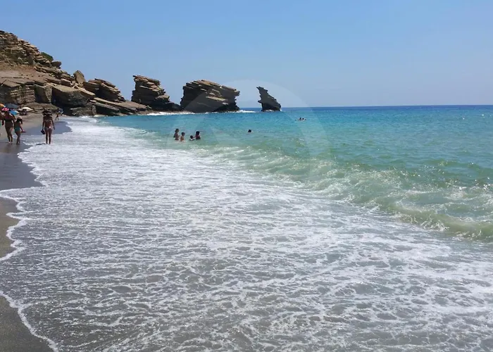 Villa George Sea View With Pool - Triopetra