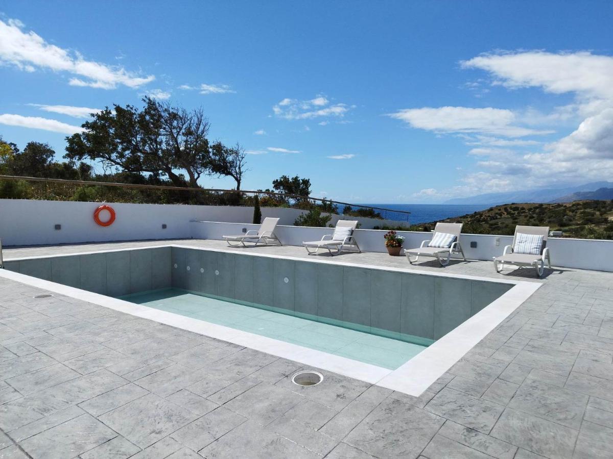 George Sea View With Pool - Holiday home *