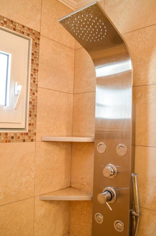 Holiday home George Sea View With Pool - *